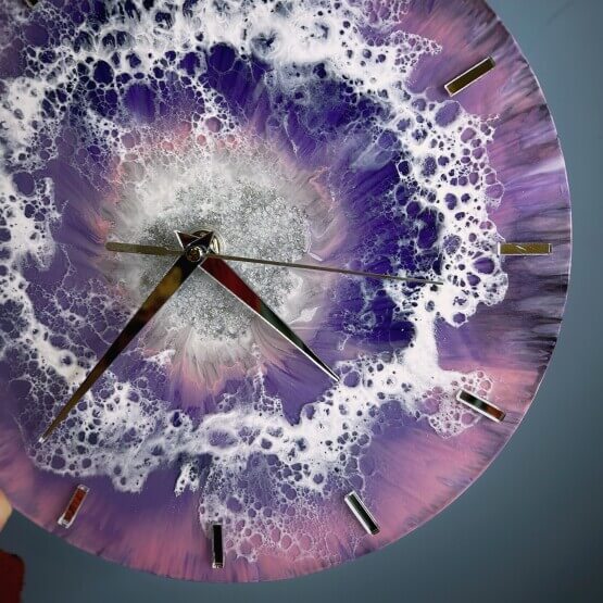 Часы «Фиолетовые сны»