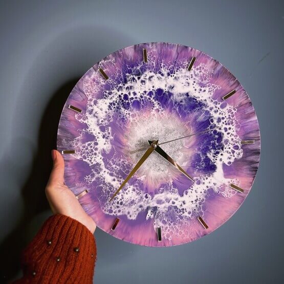 Часы «Фиолетовые сны»
