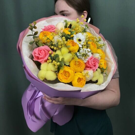 "Солнечный" букет из мыла