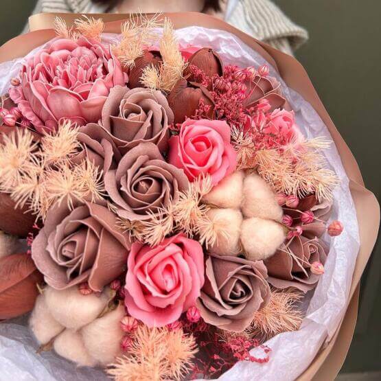 Букет из мыльных цветов «Капучино»