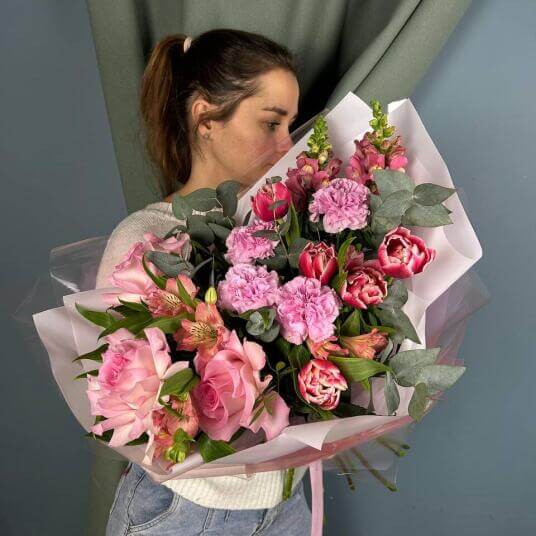 Малиновая Лада