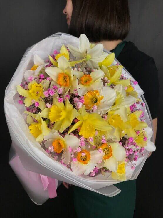 Облачко нарциссов