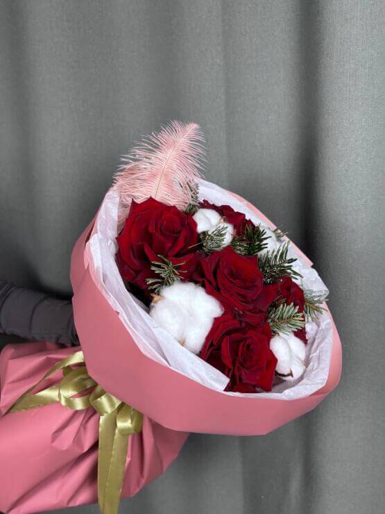 Алый шепот зимы