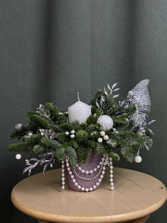 «Зимняя сказка: композиция с нобилисом и свечой»