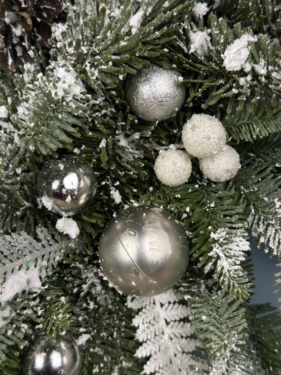 Новогодний  венок из нобилиса  «Скандинавское гостеприимство»