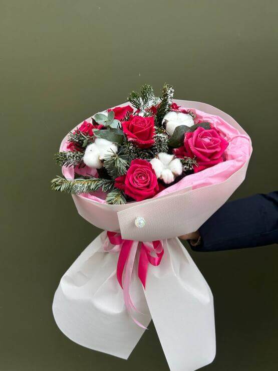 Зимняя сказка с розами