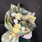 Букет из цветов и нобилиса "Брызги шампанского"